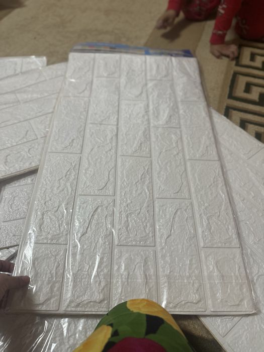 Продам самоклеющий 3д пленка кирпич