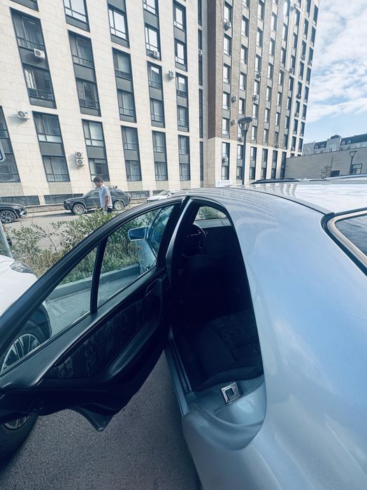 Мерседес лупарик w210