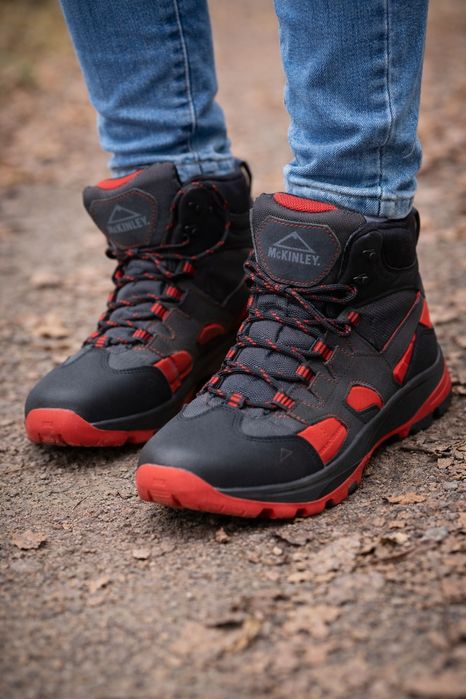 Bocanci McKinley mărimea 39 – unisex