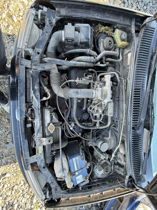 Мазда Демио 1.3 75к.с. на части