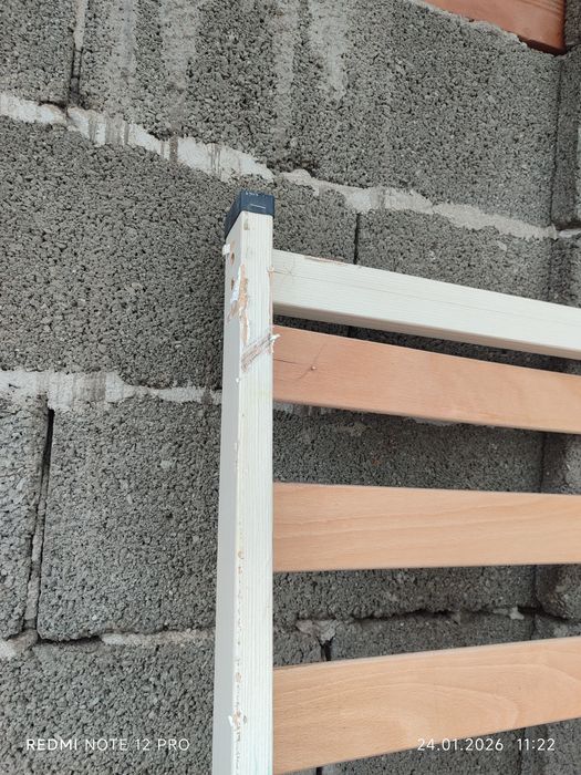 Продавам подматрачна рамка за легло