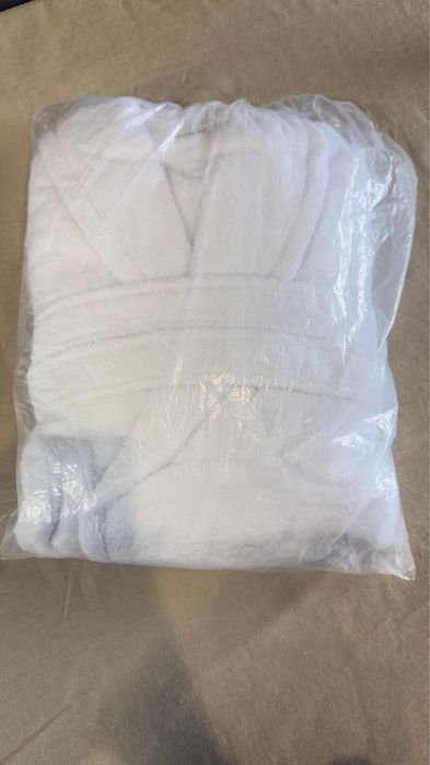 Продам постельное ,одеяло ,подушки полотенца