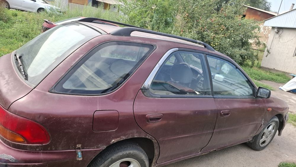 Субару импреза 1993г 1,8 л