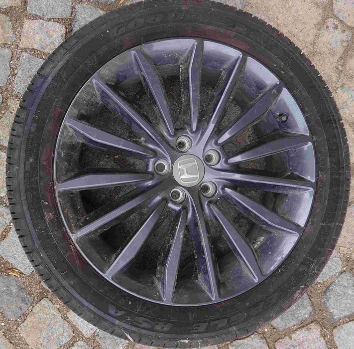 Джанти ENKEI 20" с всесезонни гуми Goodyear