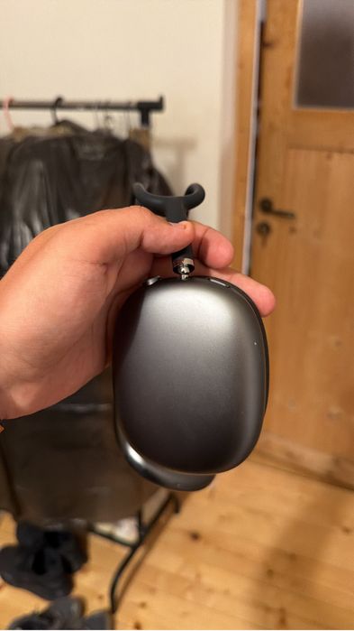 Airpods max gen 1