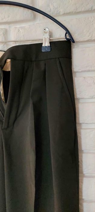 Продавам елегантни панталони