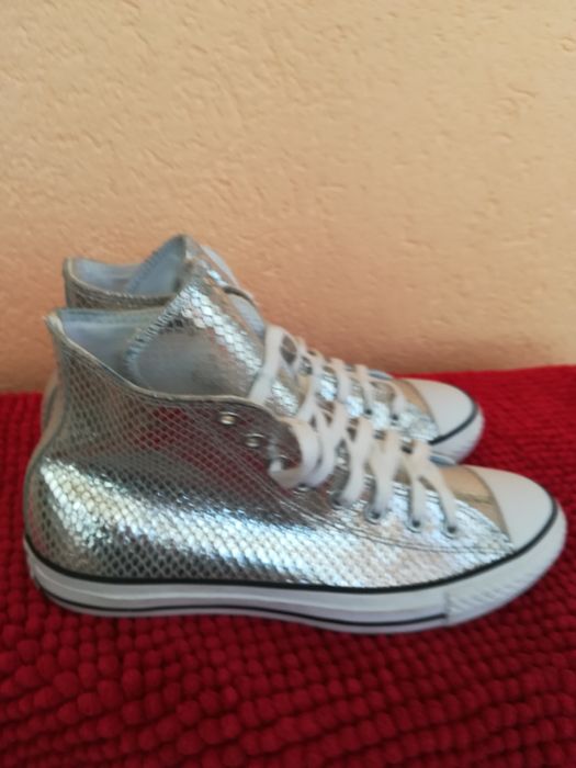 Bascheți noi Converse nr 41 dama piele