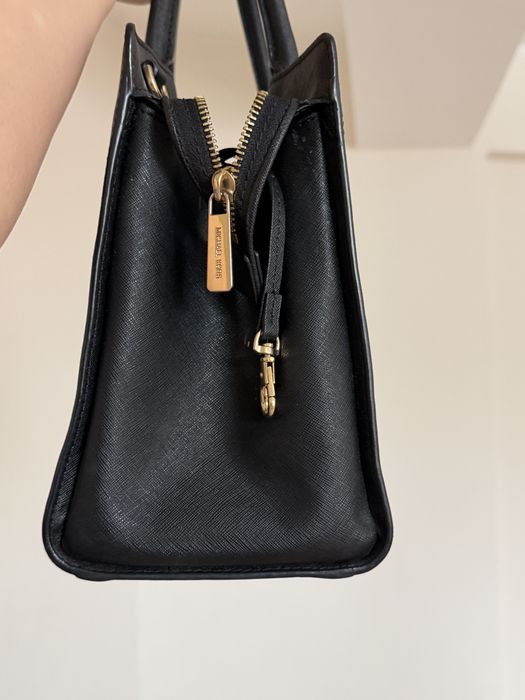 Сумка Michael Kors  оригинал, в отличном состоянии