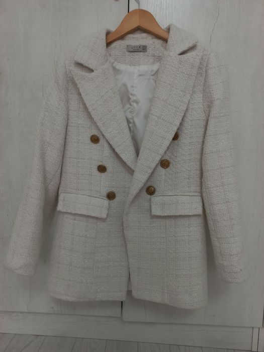 Женский пиджак твидовый