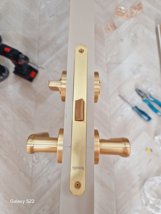 Установка дверей