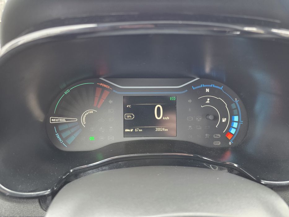 Dacia spring, 20.000 km, an 2022