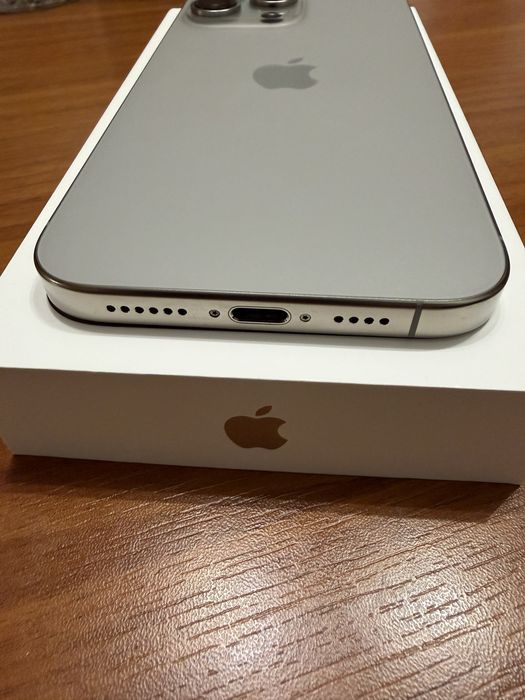 Iphone 16 Pro Max 256 GB ca nou, 10/10