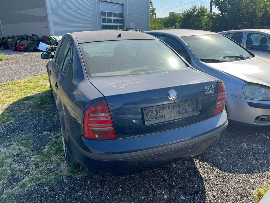 Dezmembrez Skoda Superb 1 albastru 1,9 TDI an fabricatie 2004