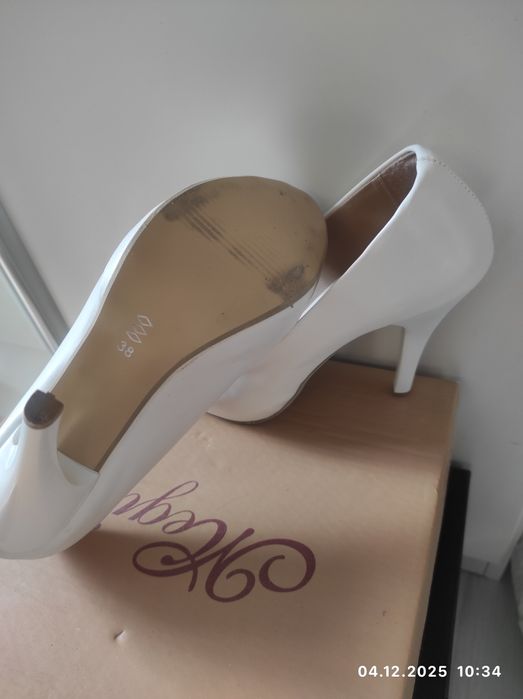 Официални обувки