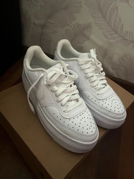 Nike Court Vision Alta
