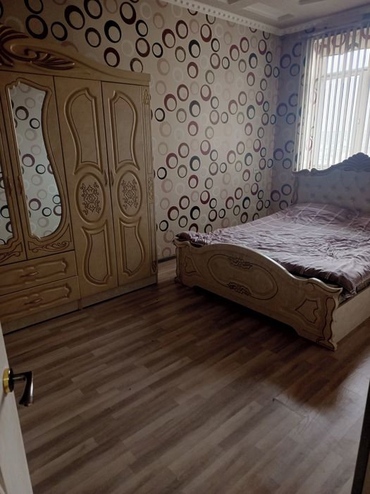 Andijon shahar eski shahar hududi holis klinikasi oldida