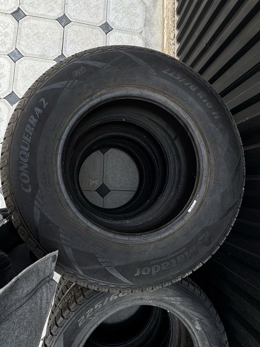 Летние шины б/у пользовались 1 месяц.