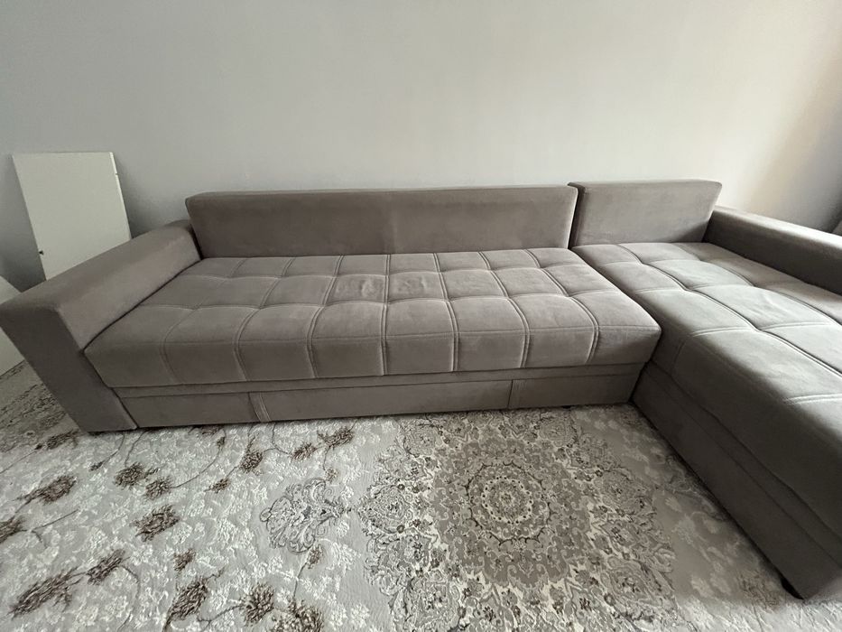 Диван угловой, БУ, в хорошем качестве
