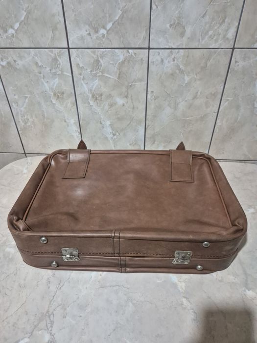 Valiza din piele naturala