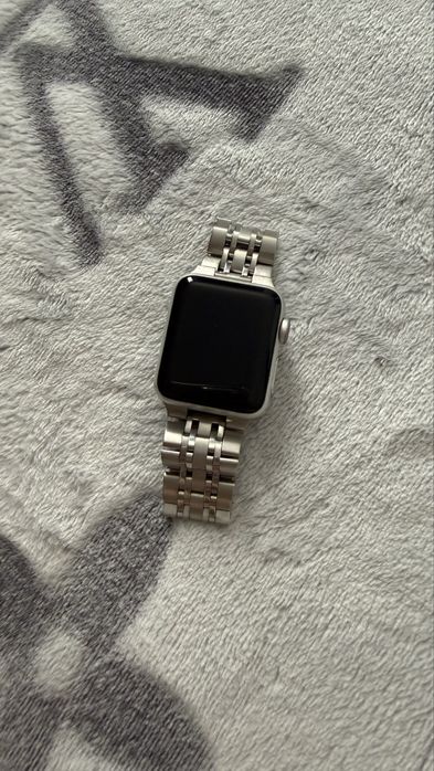 Apple watch 3 series 38