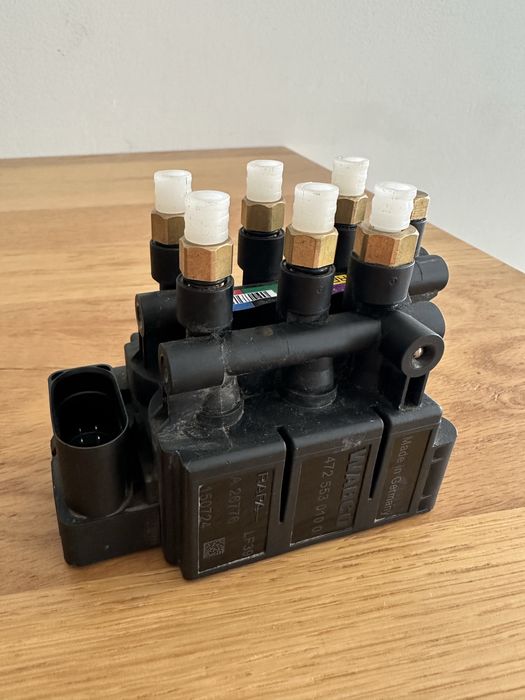 Bloc de valve compresor aer BMW Seria 7 G11 G12