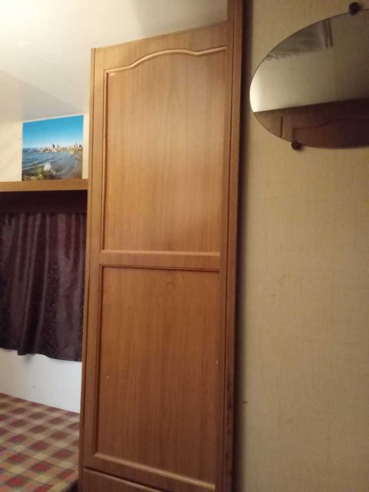 ПРОДАВАМ каравана с навес 36 кв. м, кухня,баня, двор до морето в Paralia Karianis -6700 евро.