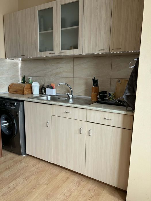 Двустаен апартамент до метростанция