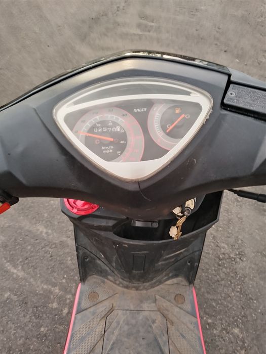 Продам скутер на ходу