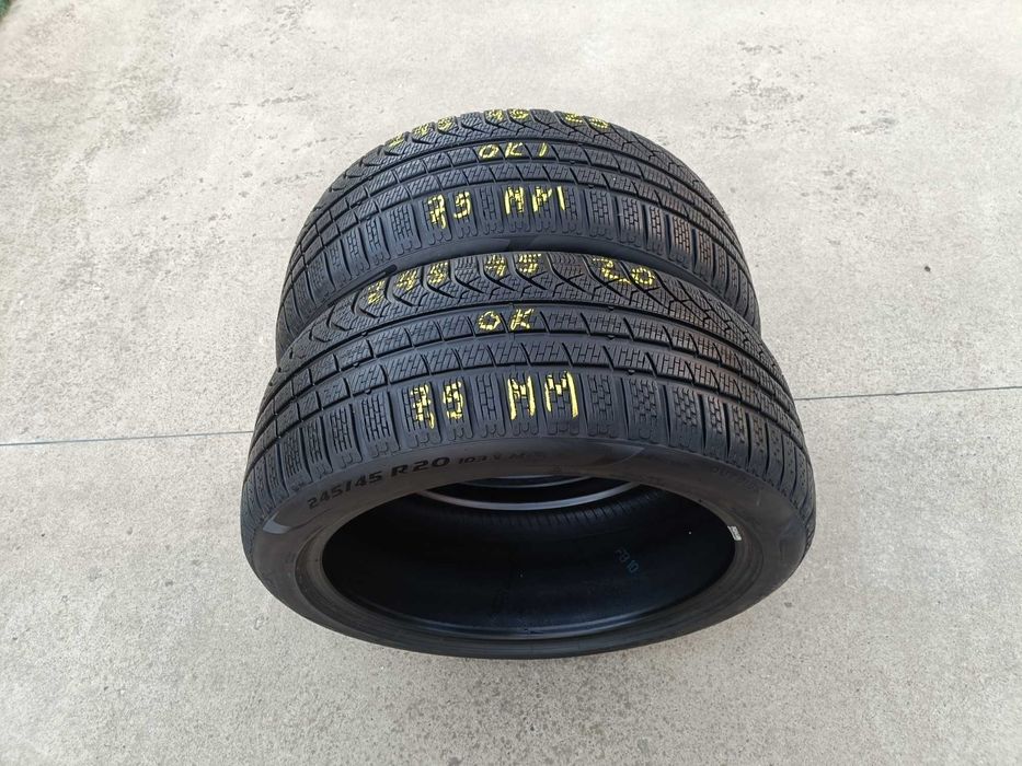 Doua anvelope iarna 245 45 20 pirelli p zero winter profil 7,5 mm