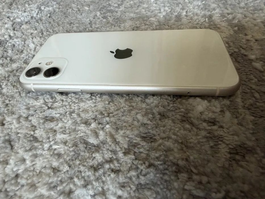 iPhone 11 64GB (White) Обмен