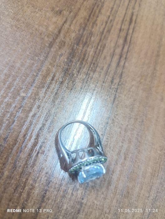 Серебряное кольцо