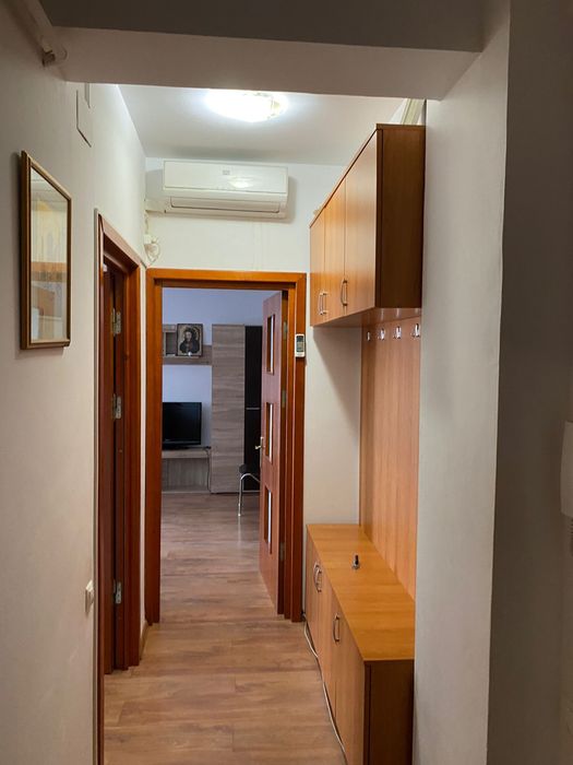 Ofer spre inchiriere apartament doua camere