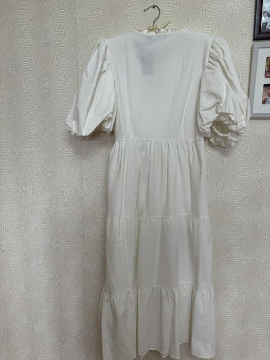 Белое платье