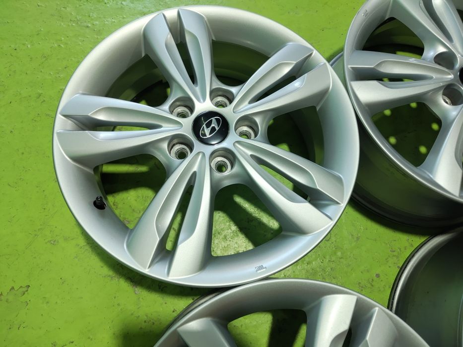 17 5x114.3 Hyundai лети джанти 5х114.3 хйндай