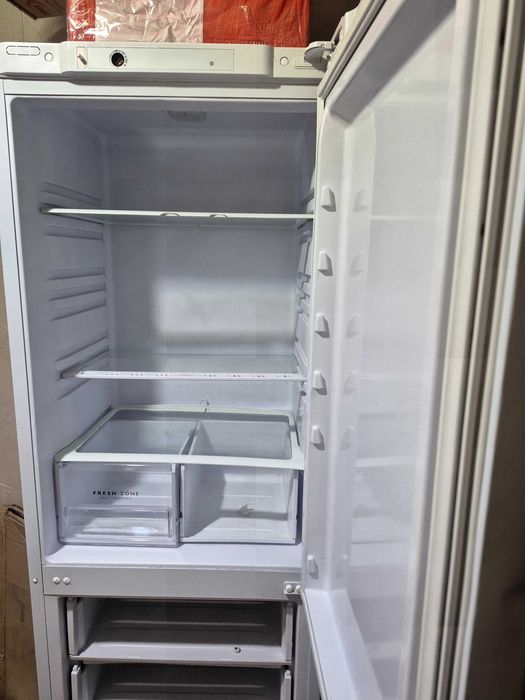 Продам холодильник БИРЮСА