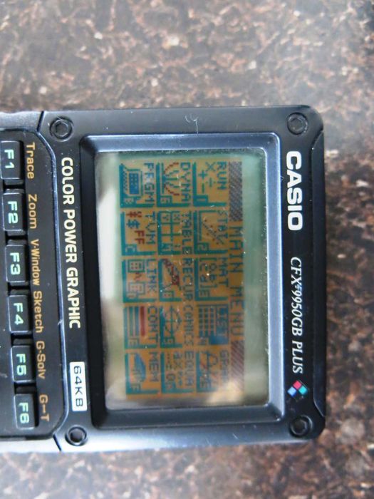 Научен графичен калкулатор Casio CFX-9950GB PLUS, цветен дисплей