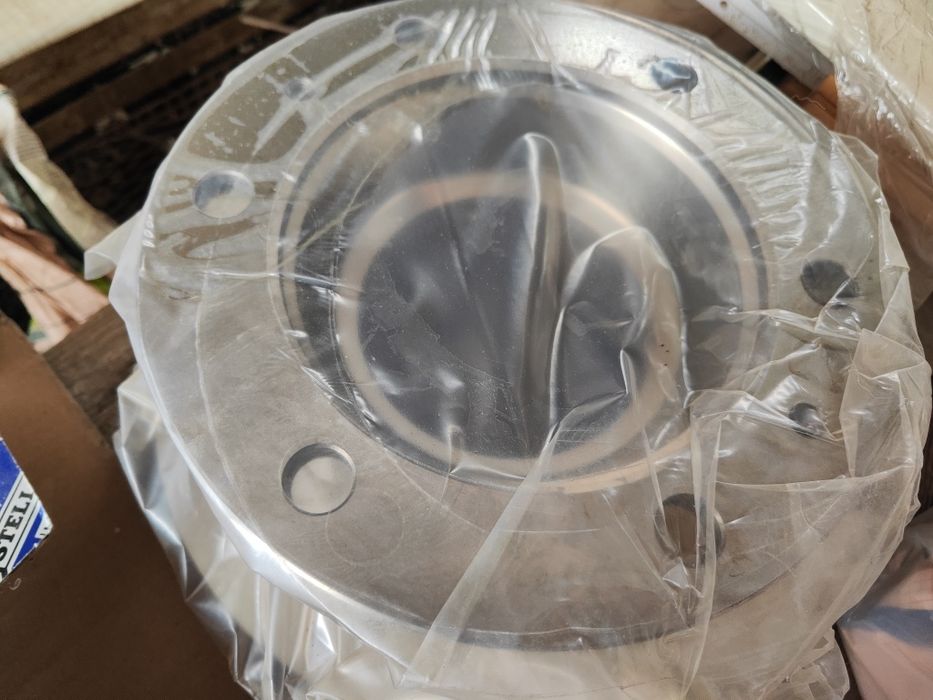 Продам на Ивеко тормозной диск