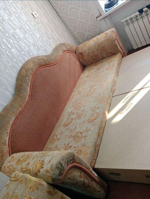 Диван раскладной продам!