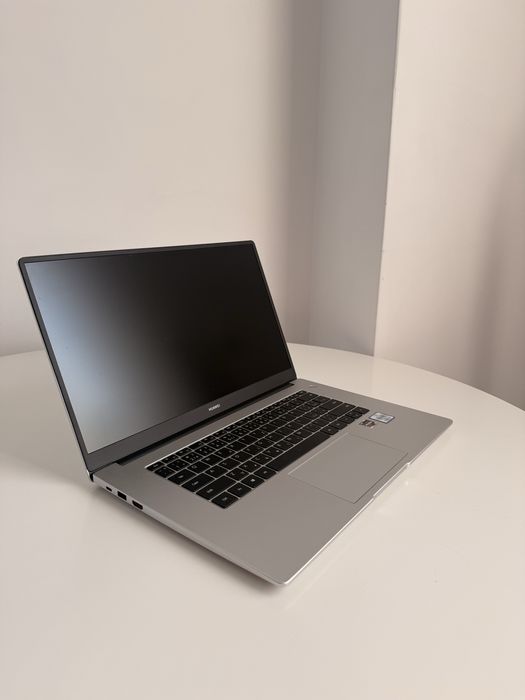 Huawei MateBook D15 Ryzen 5 3500U / 8GB / SSD 256GB / Full HD