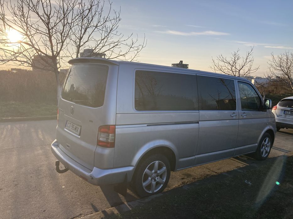 Volkswagen Caravelle