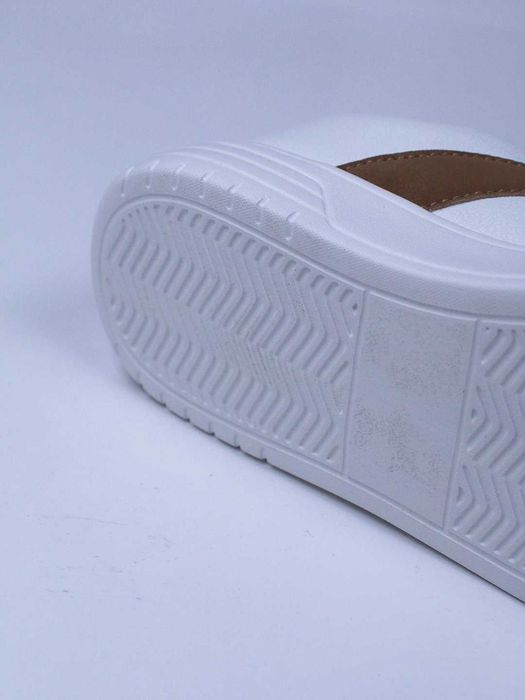 Oyoq kiyim, Krassovka, Unisex, Sifati alo darajada 36-44 razmerda