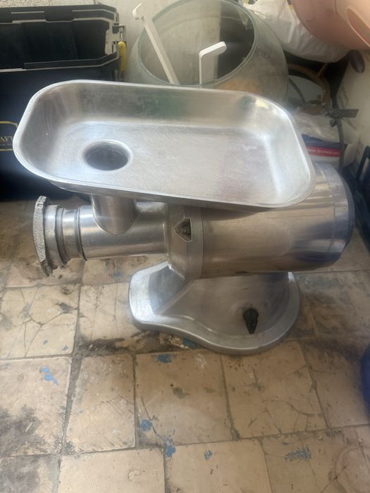 Meyasirupka sotiladi rasiski holati yaxshi