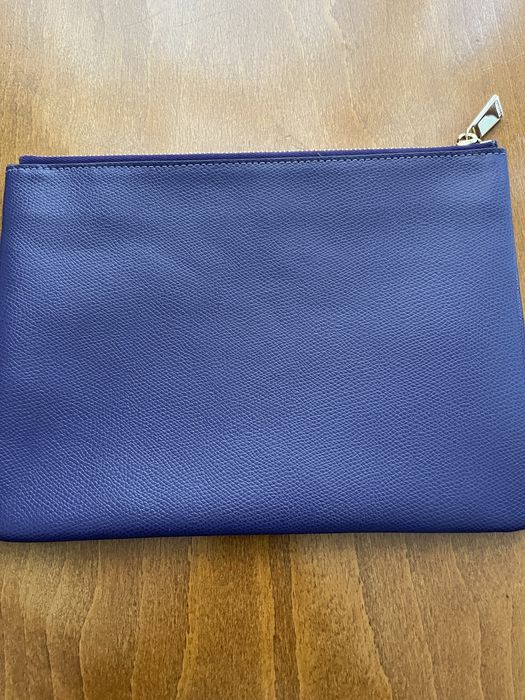 Клъч Furla носен веднъж.