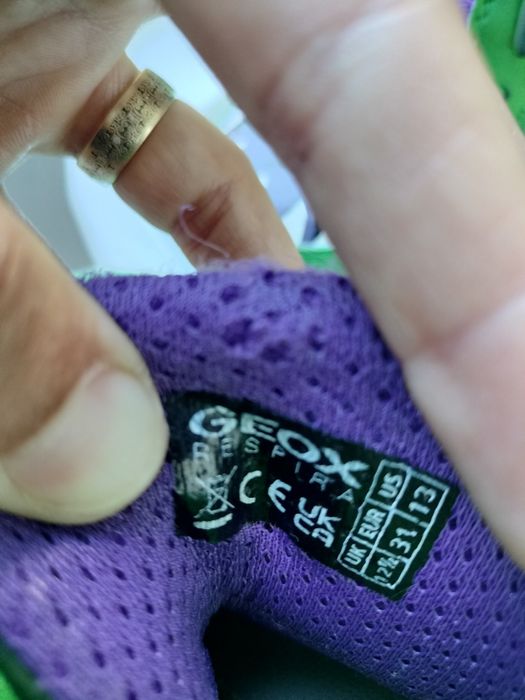 Vand adidasi Adidas, ghete Geox cu dinozauri, 50 Ron perechea, Nr 31