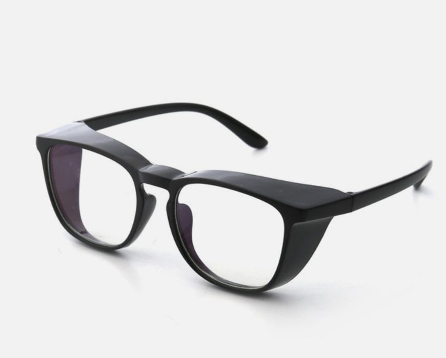 Защитные очки для слесарных работ