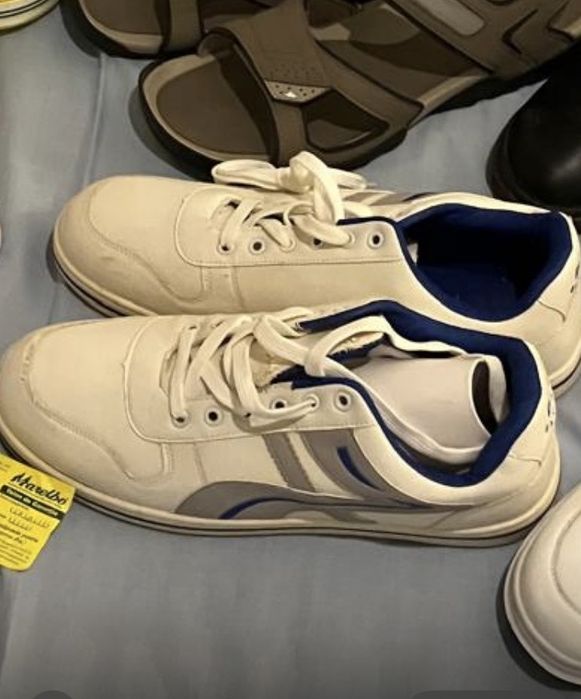 Adidasi/ haine noi, marimi mari, SUPRAPONDERALI !!