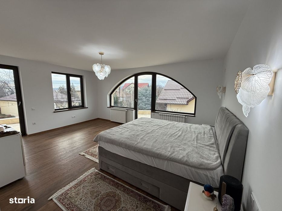Vila Delux P+1 cu terasă și garaj + teren intravilan 783mp