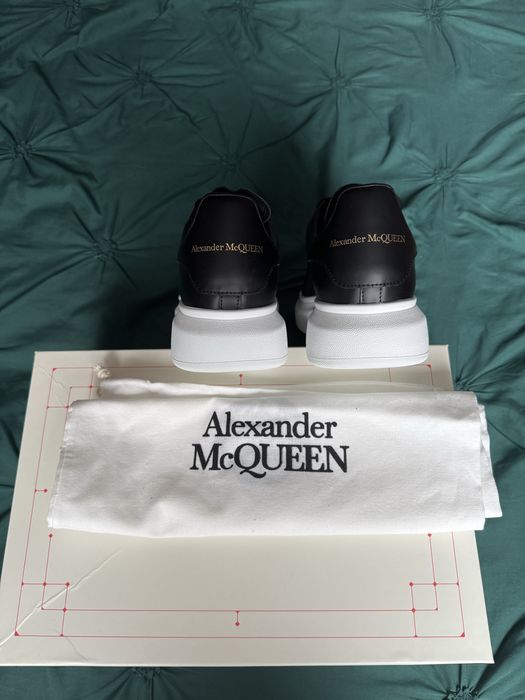 Alexander Mcqueen