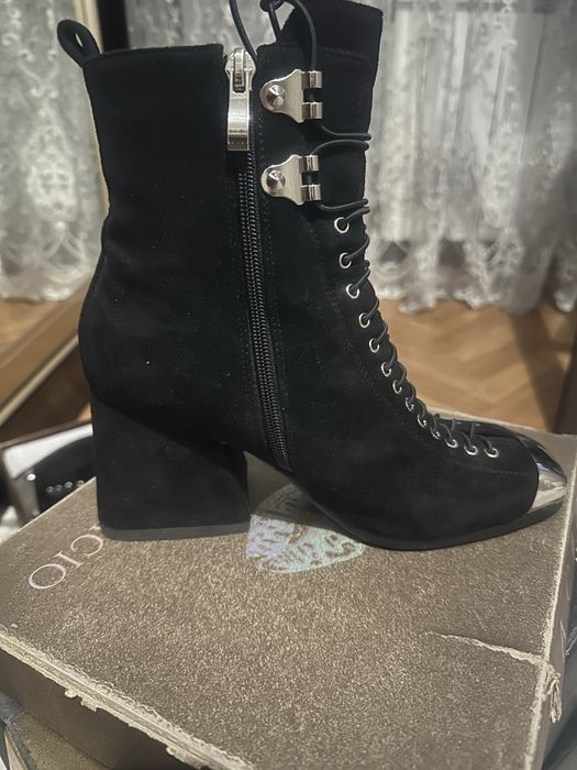Продам сапоги и красовки