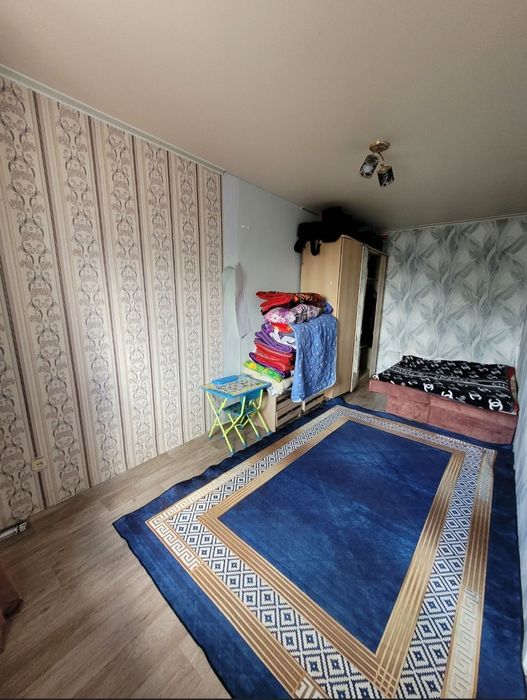 Продам квартиру  2х комнатной